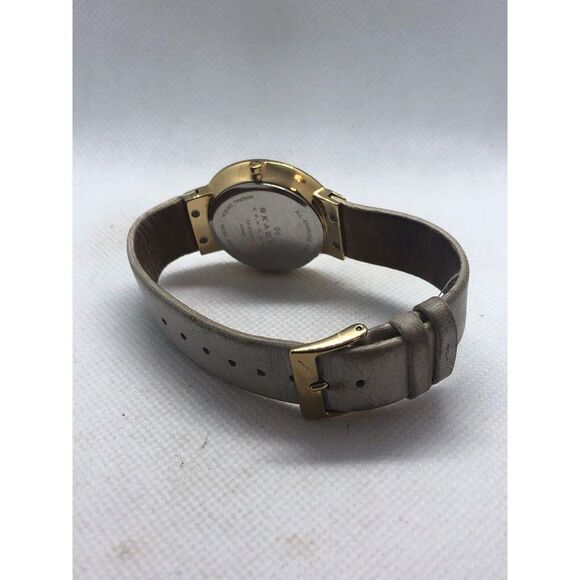 Skagen SKW2033 Women's Leather Analog Mother of Pearl Dial Genuine Watch JK38 - Picture 9 of 9
